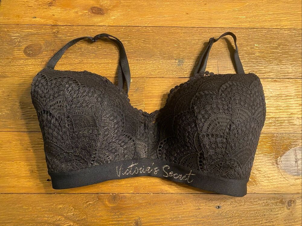 Victoria’s Secret 32DD silver black bra lace lined no wire